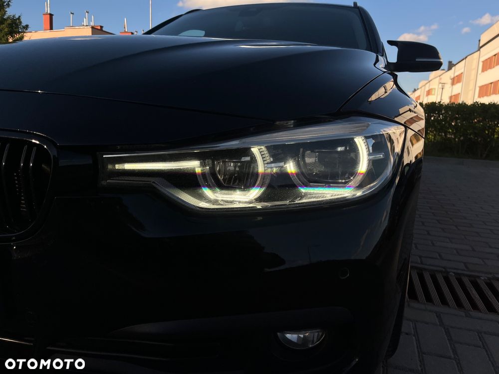 BMW Seria 3 320d Sport Line Shadow - 33