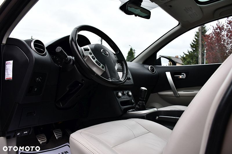 Nissan Qashqai+2 2.0 tekna - 9