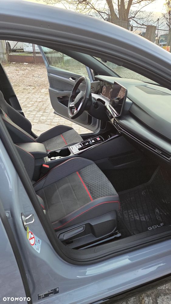 Volkswagen Golf - 20