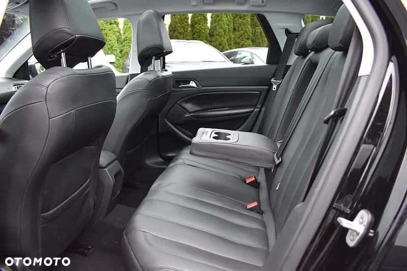 Peugeot 308 SW 1.6 BlueHDi Allure S&S - 20