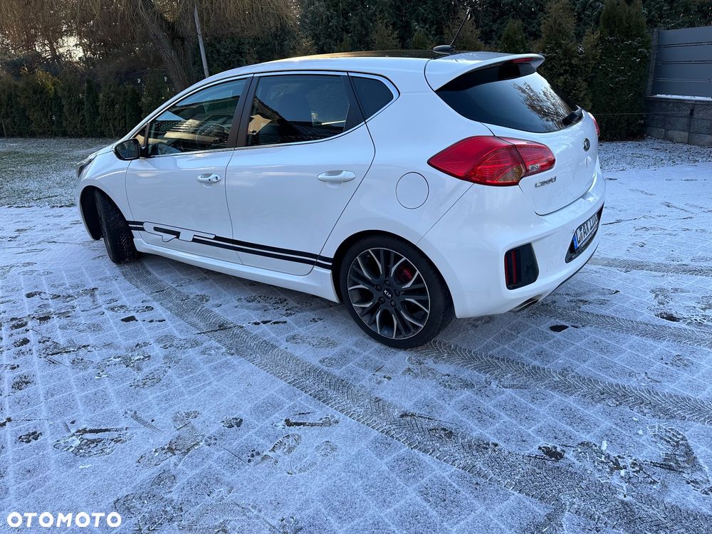 Kia Ceed 1.6 T-GDI GT-Challenge - 12