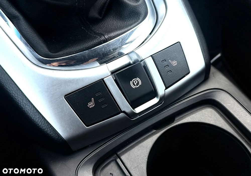 Opel Antara - 22