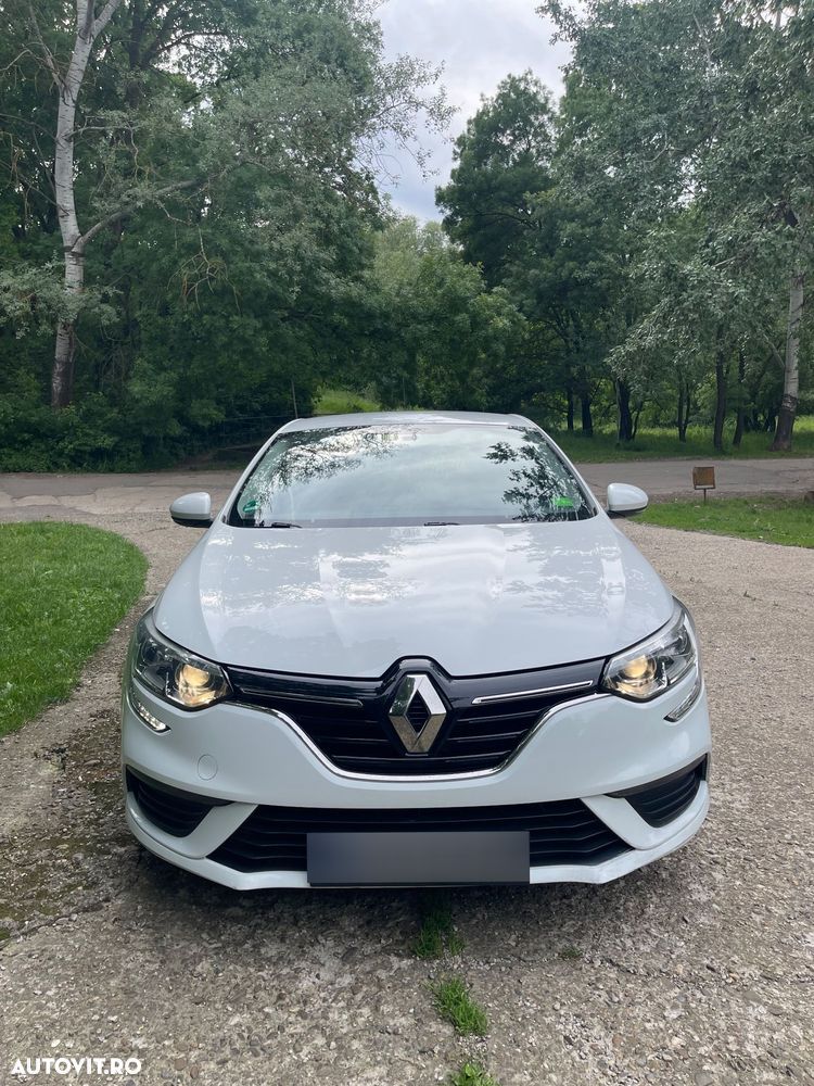 Renault Megane - 11
