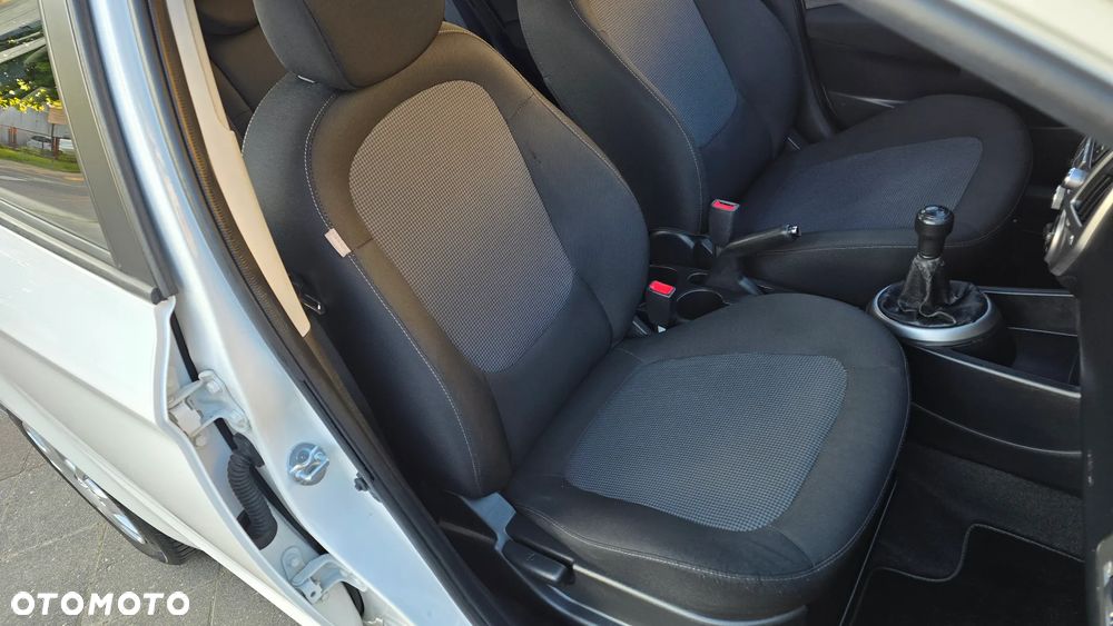 Hyundai i20 - 23