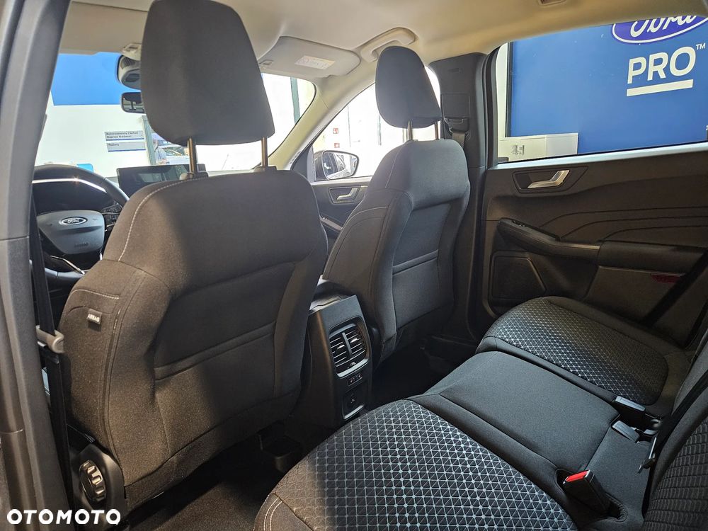 Ford Kuga 2.5 FHEV AWD Titanium eCVT - 20