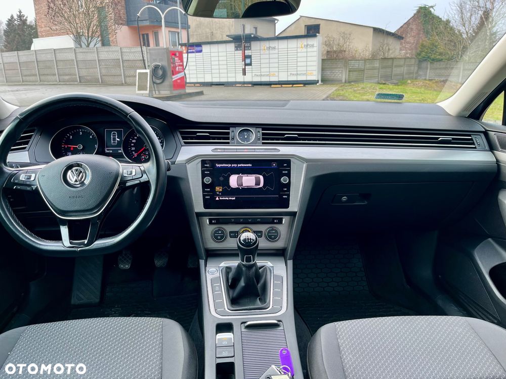 Volkswagen Passat 2.0 TDI BMT Comfortline - 16