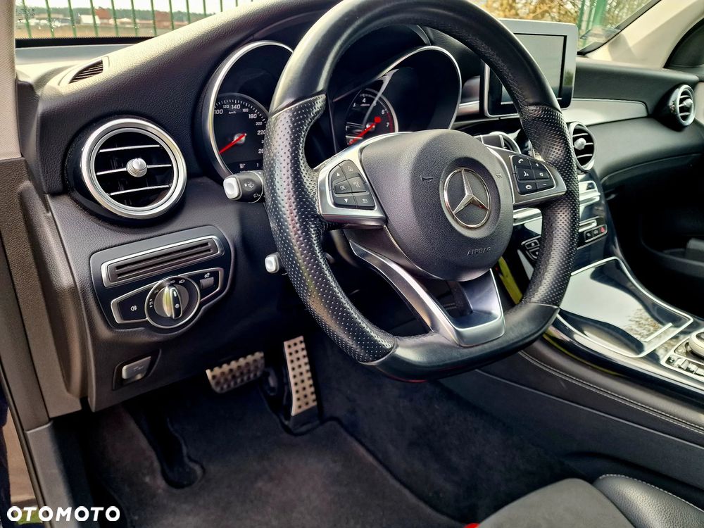 Mercedes-Benz GLC - 15