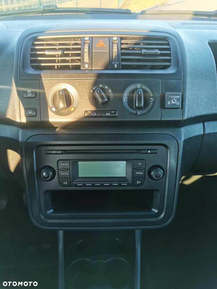 Skoda Fabia 1.4 16V Fresh - 10