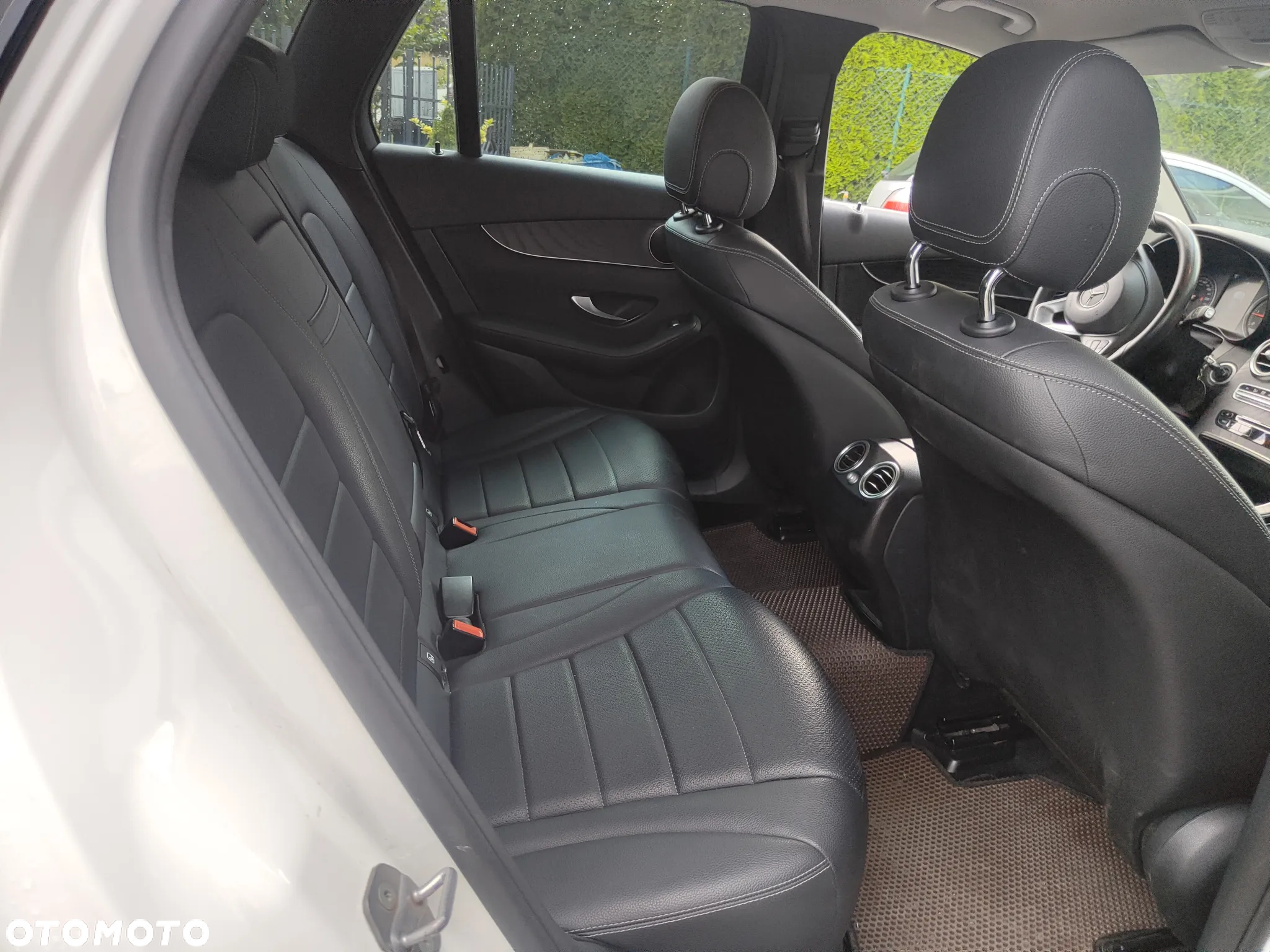 Mercedes-Benz GLC 220 d 4-Matic - 4