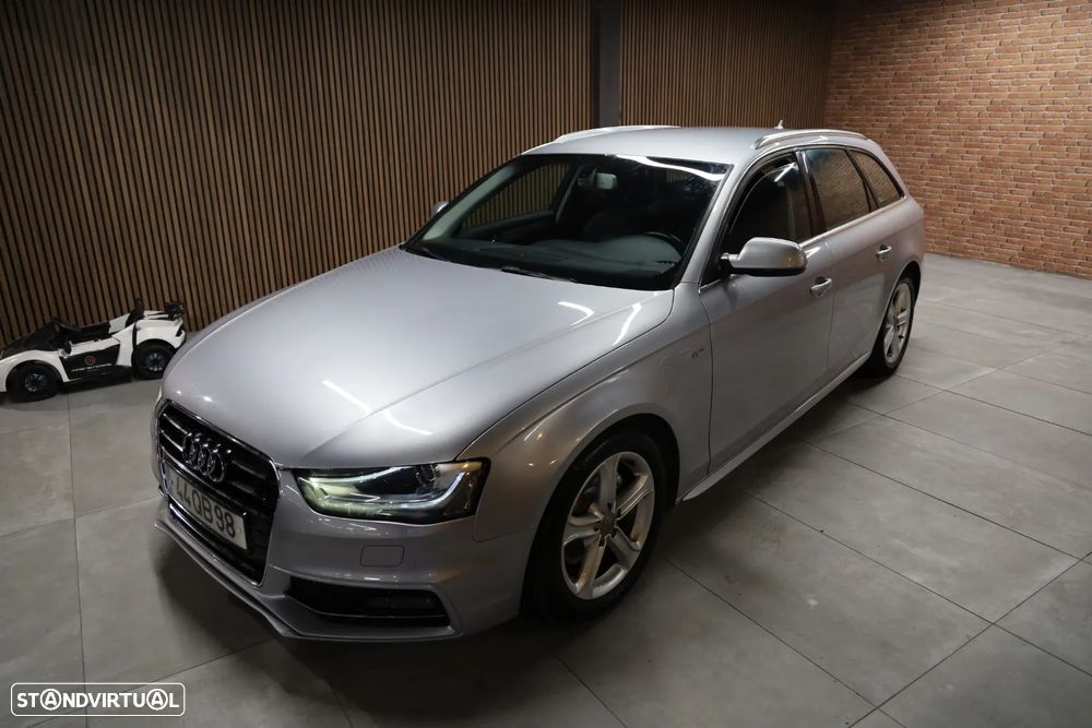 Audi A4 Avant 2.0 TDI Multitronic S-line - 4