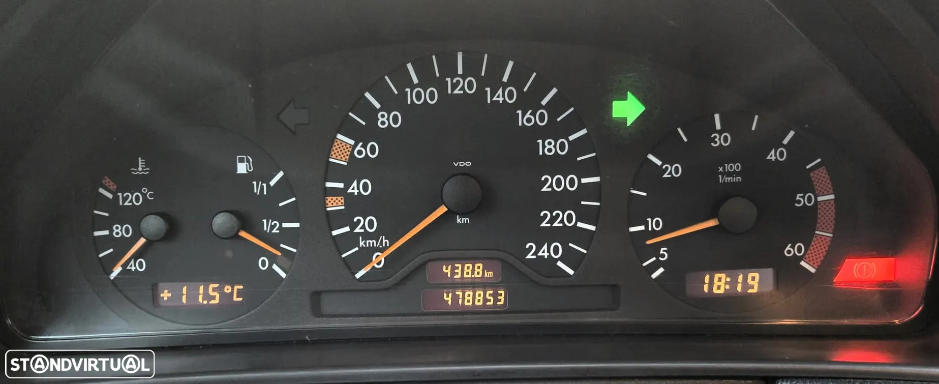 Mercedes-Benz E 220 - 11