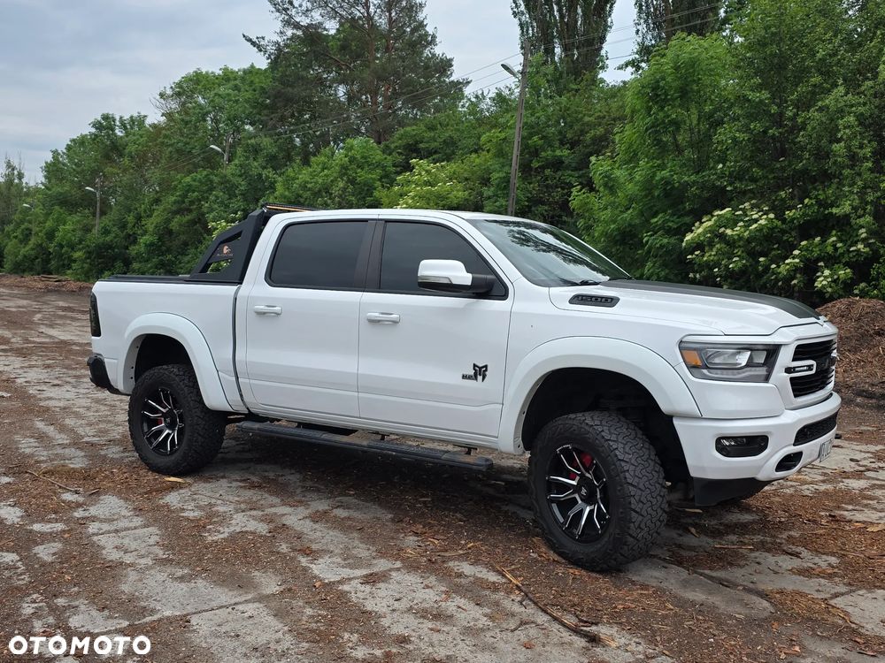 RAM 1500 5.7 Crew Cab Bighorn - 8