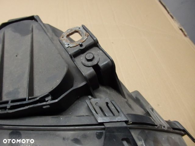 BMW E92 E93 LAMPA PRAWA PRZÓD XENON 7162130 WERSJA UK   RAF-AUTO CZĘŚCI BMW - 9