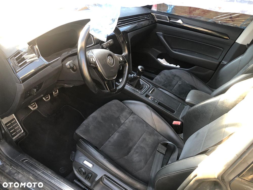 Volkswagen Arteon 2.0 TDI SCR Essence - 8