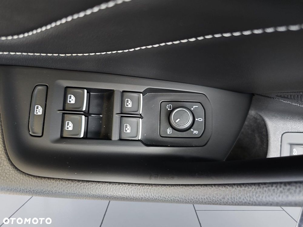 Volkswagen Arteon 2.0 TDI 4Motion R-Line DSG - 14