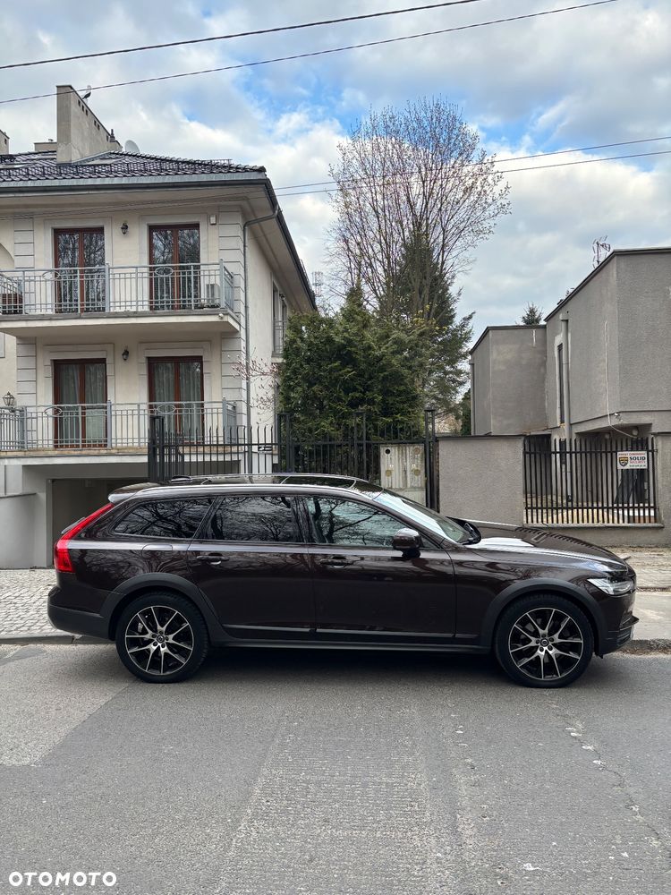 Volvo V90 D5 SCR AWD Momentum Pro - 6