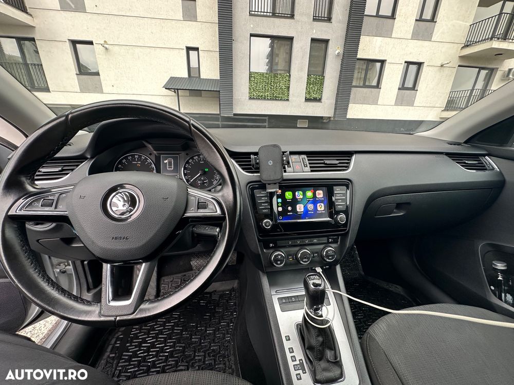 Skoda Octavia 2.0 TDI DSG Style - 20