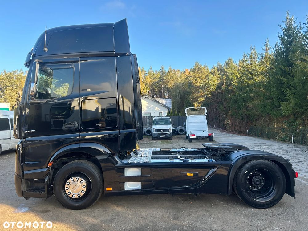 Mercedes-Benz ACTROS 1848 GIGASPACE + SCHMITZ 2017 ZESTAW CAŁY CZARNY / RETARDER / NOWY TACHOGRAF / KSENONY / FULL SPOJLERY / 2 ZBIORNIKI PALIWOWE / SCHMITZ JOLODA / ZAMKNIĘCIE CELNE - 8