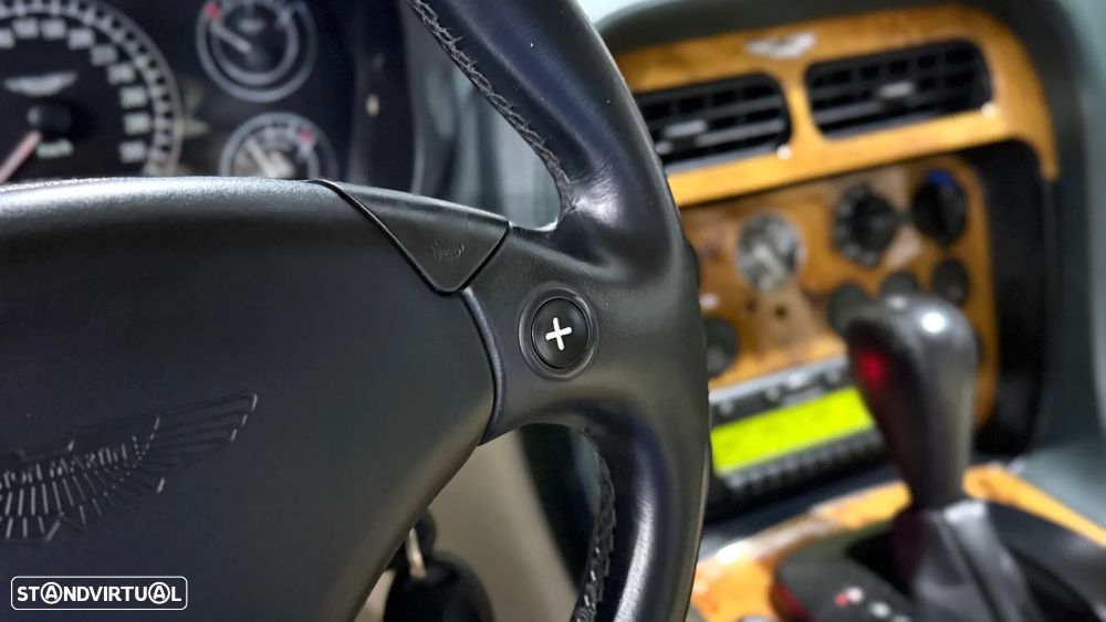 Aston Martin DB7 Vantage Coupé - 26