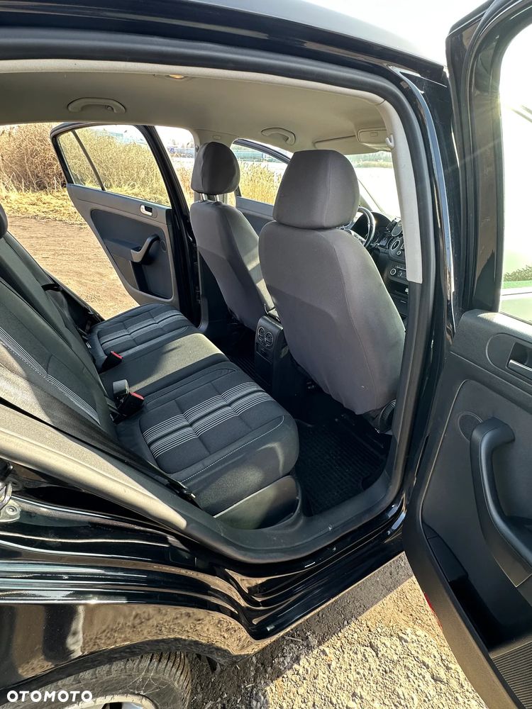 Volkswagen Golf Plus - 13