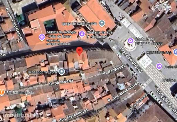 Prédio histórico a 50 metros da Praça do Giraldo em Évora com capacida - Grande imagem: 2/11