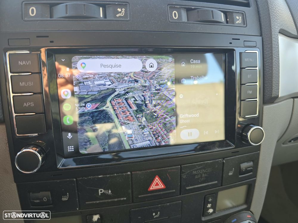 VW Touareg 3.0 TDI V6 Tiptronic - 7