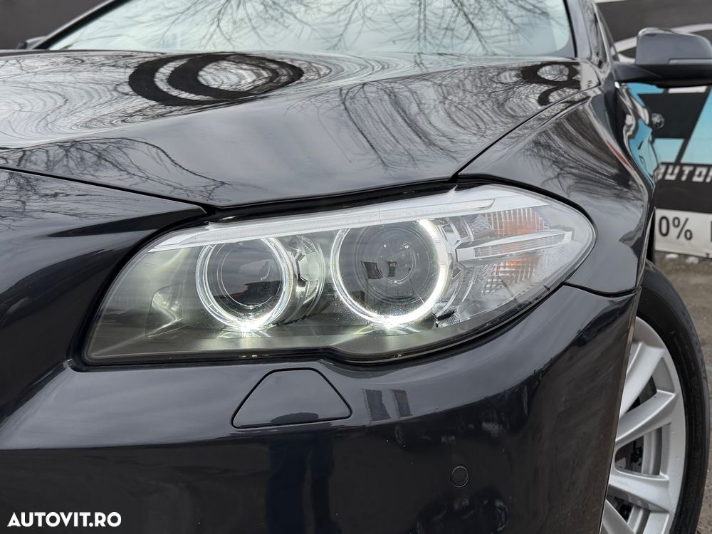 BMW Seria 5 525d Luxury Line - 27