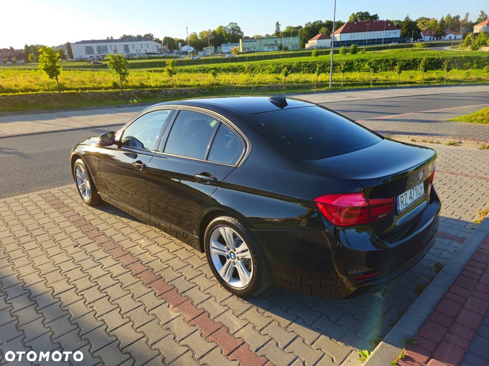 BMW Seria 3 318d Sport Line - 6