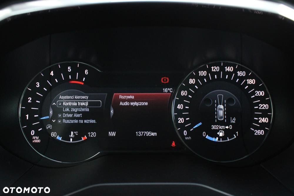 Ford S-Max - 16