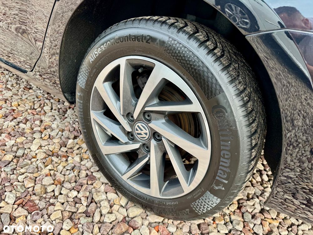 Volkswagen Golf 1.6 TDI Sound - 4