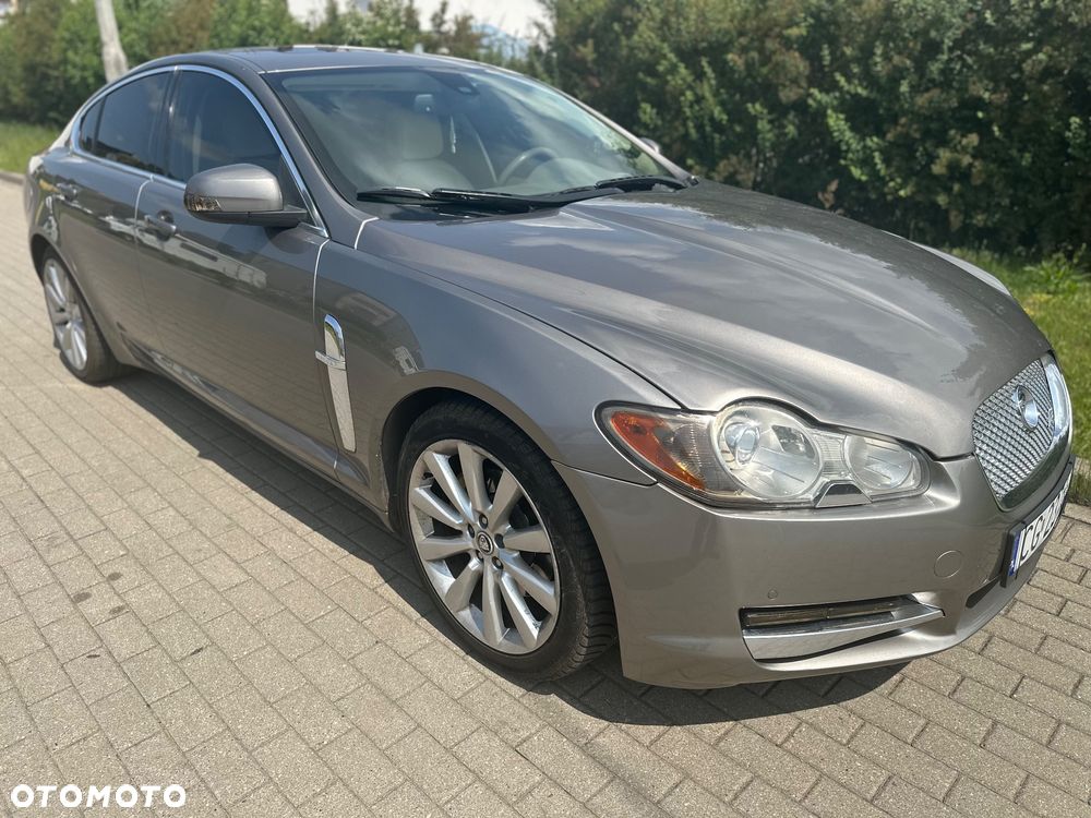 Jaguar XF
