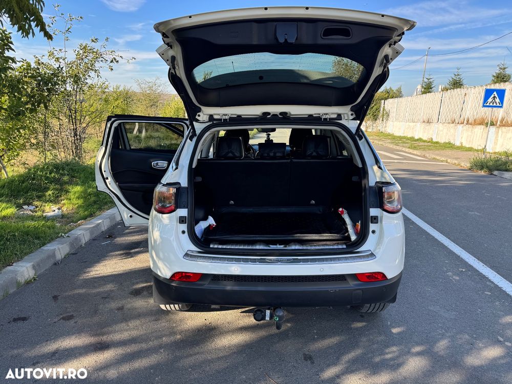 Jeep Compass 2.0 M-Jet 4x4 AT Longitude - 9