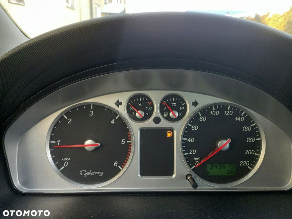 Ford Galaxy 1.9 TDI Ghia - 30