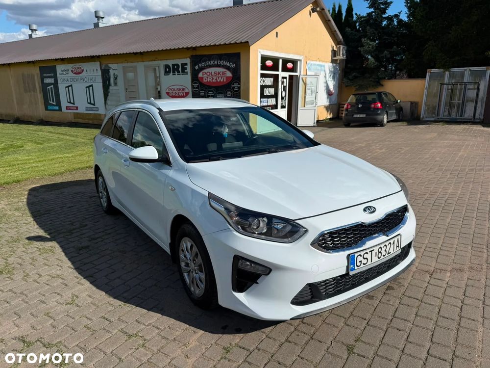 Kia Ceed 1.6 CRDi mHEV GT-Line DCT - 2
