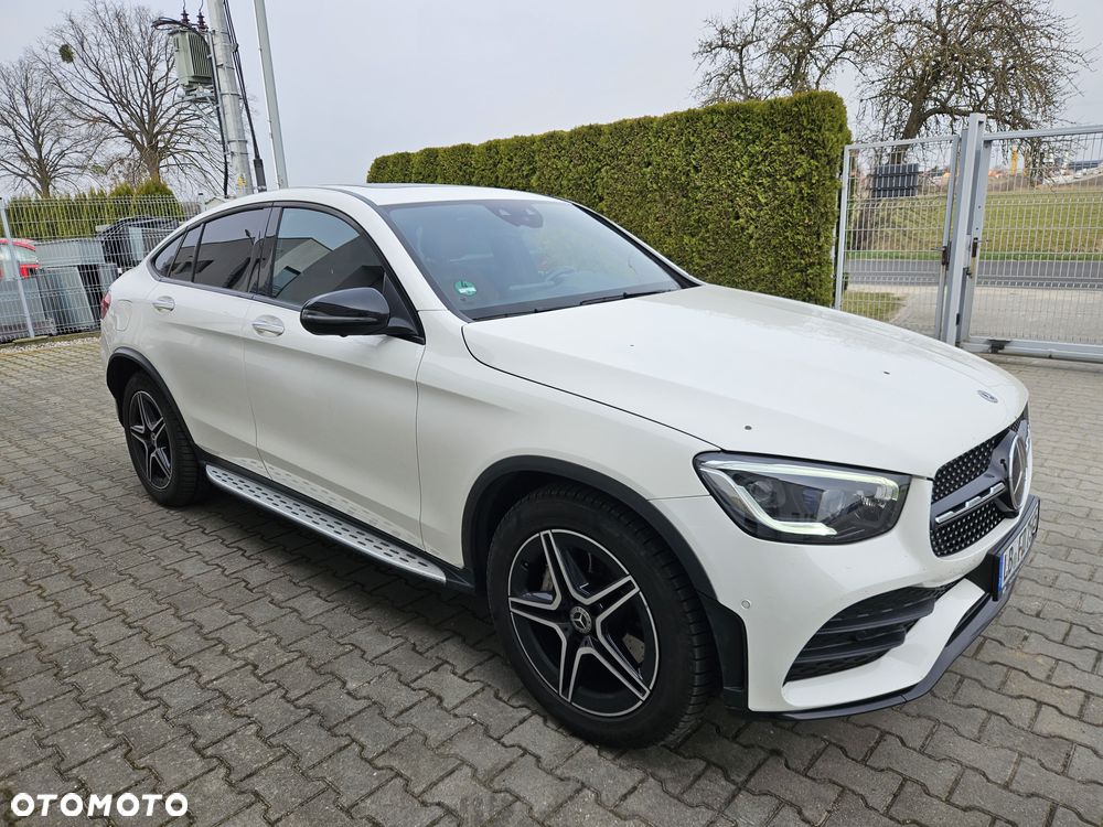 Mercedes-Benz GLC 300 d 4Matic 9G-TRONIC Exclusive - 5