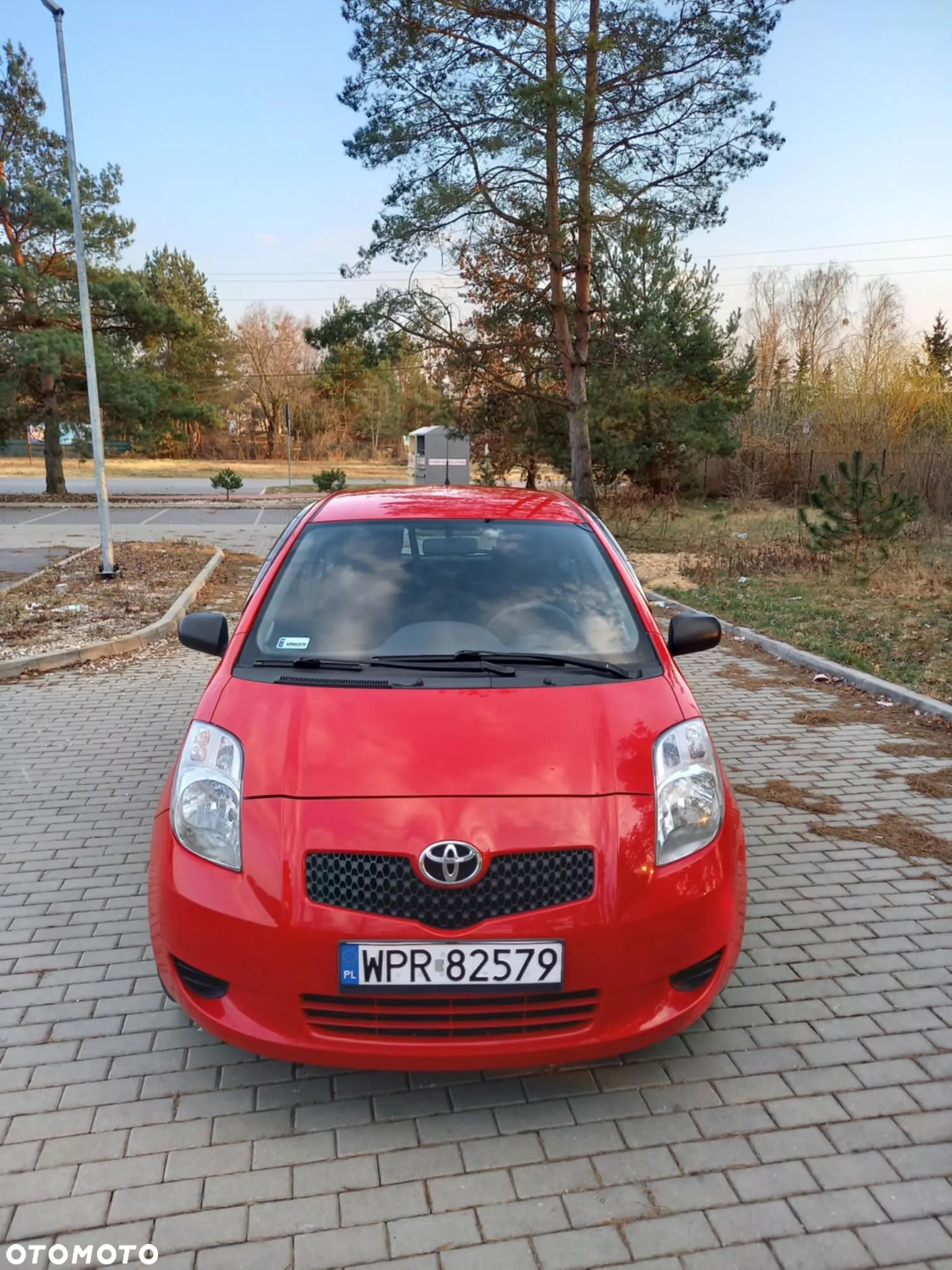 Toyota Yaris - 1