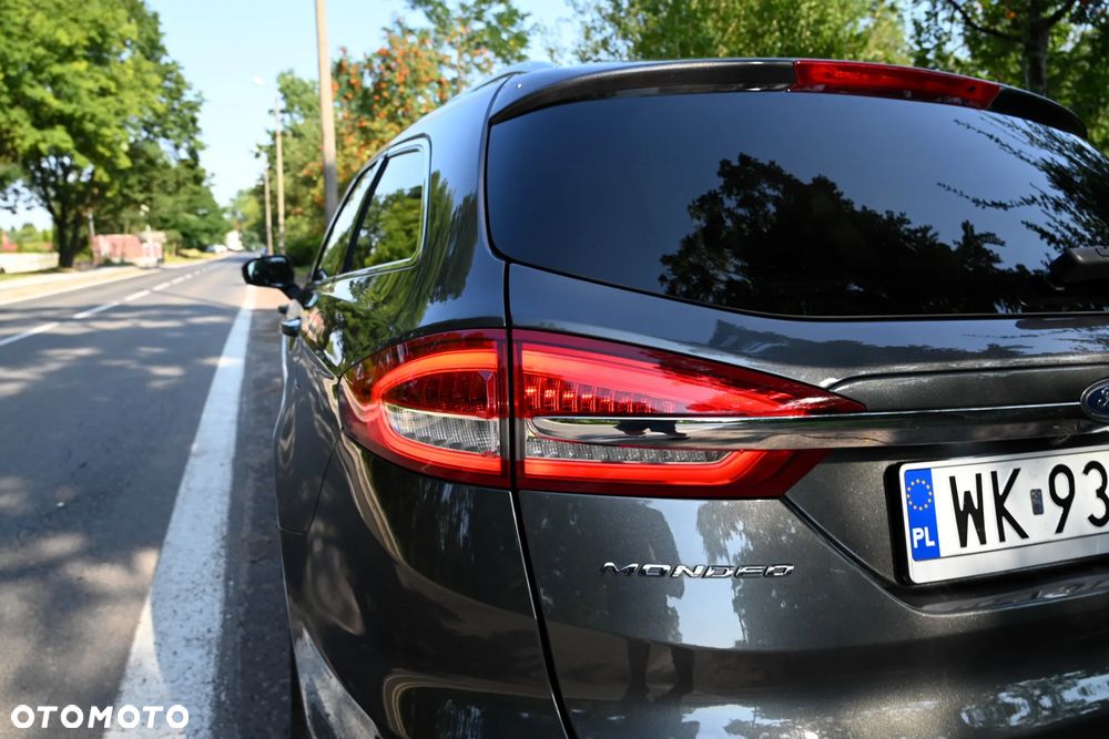 Ford Mondeo - 37