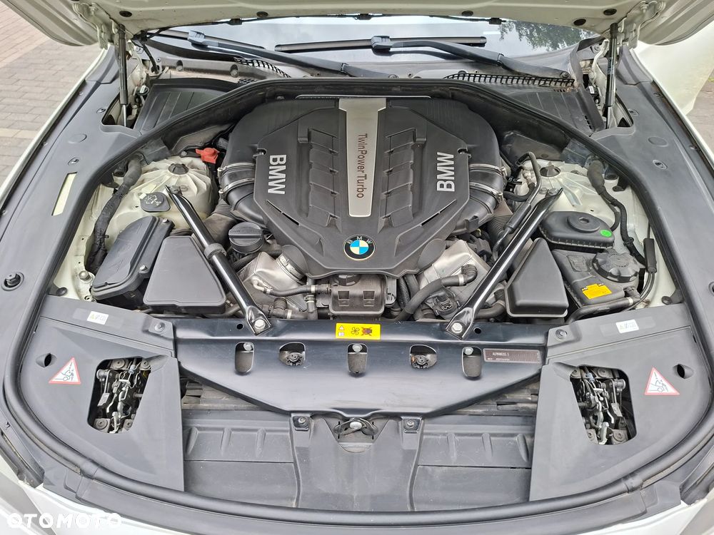 BMW Seria 7 - 26