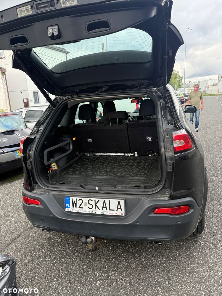 Jeep Cherokee 2.0 MJD Active Drive I Longitude - 12