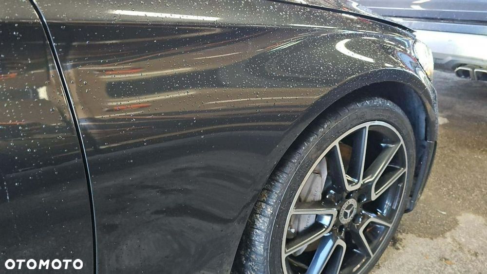 Mercedes-Benz Klasa C 300 9G-TRONIC AMG Line - 13