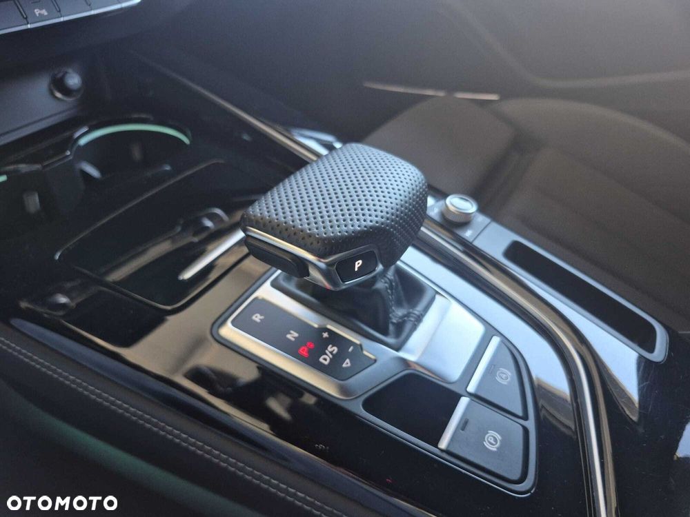 Audi A4 Avant 40 TDI mHEV Quattro S Line S tronic - 30