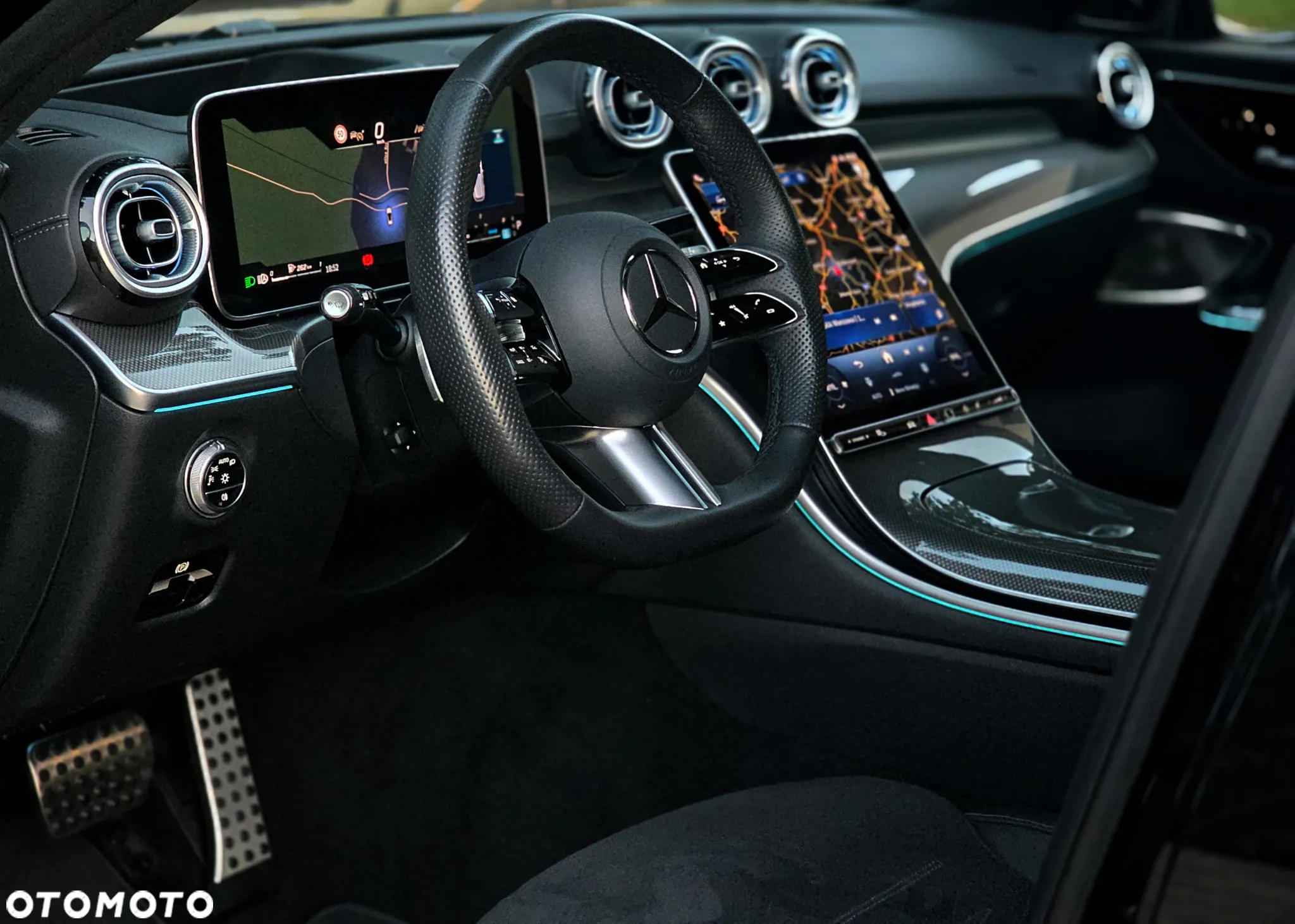 Mercedes-Benz Klasa C 220 d 4Matic T 9G-TRONIC AMG Line - 20