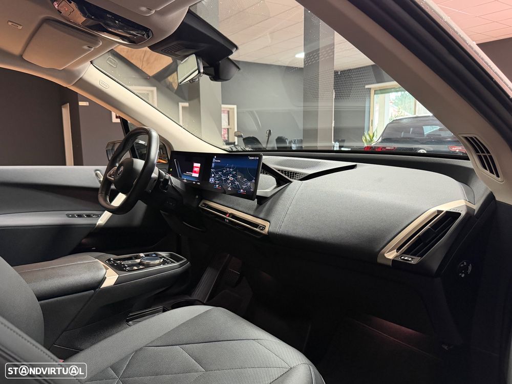 BMW iX xDrive50 - 21
