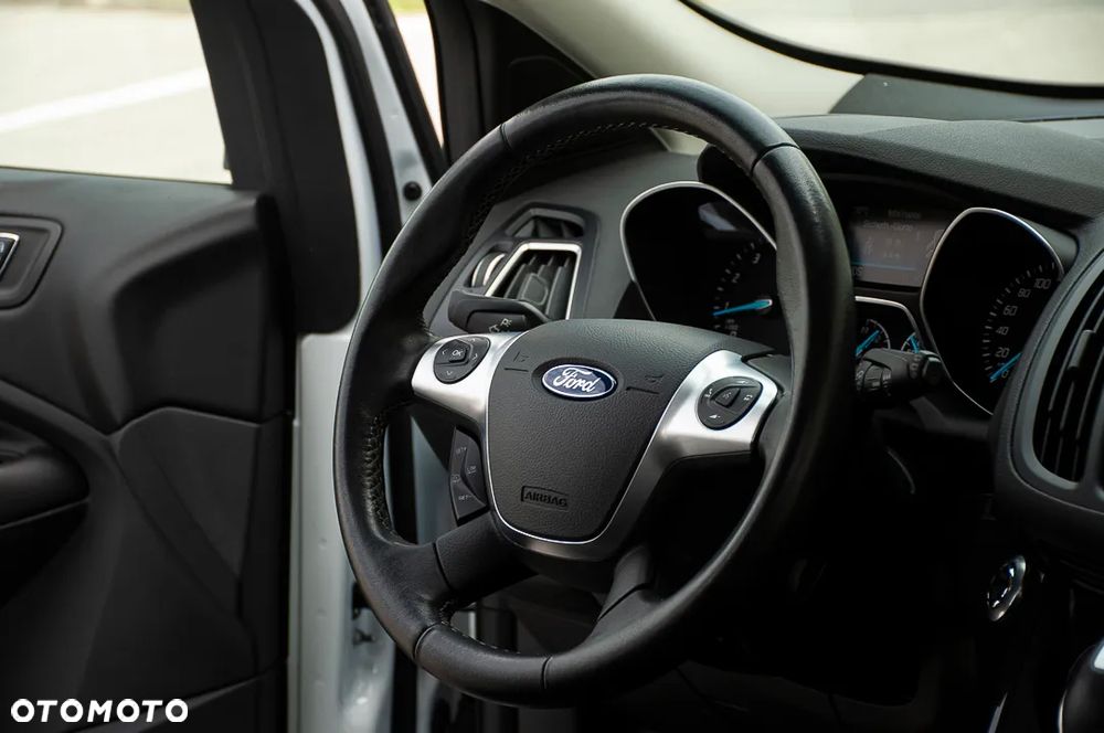 Ford Kuga - 9