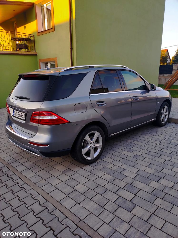Mercedes-Benz ML - 11