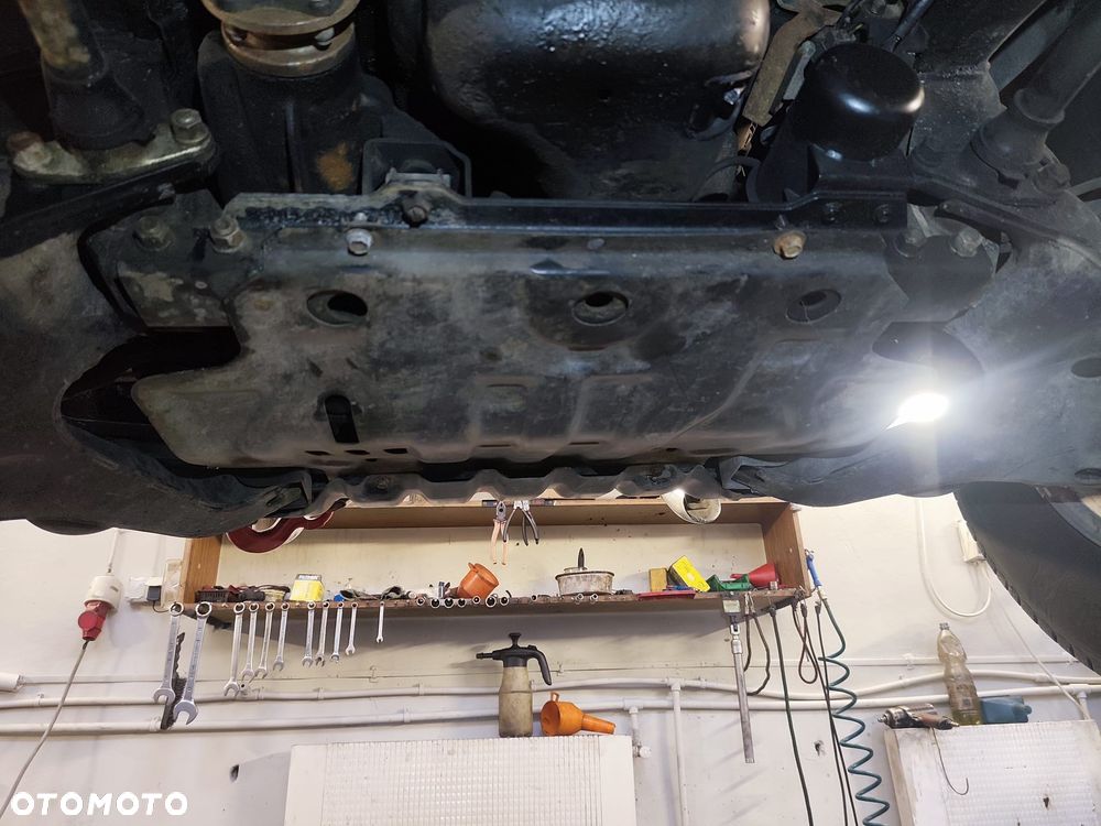 Mitsubishi Pajero 2.8 TD GLS 4os - 21