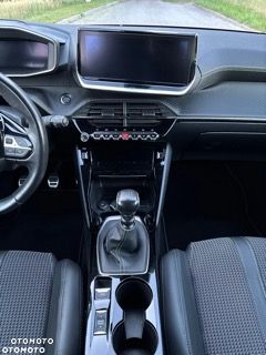 Peugeot 208 1.2 PureTech GT Line S&S - 17