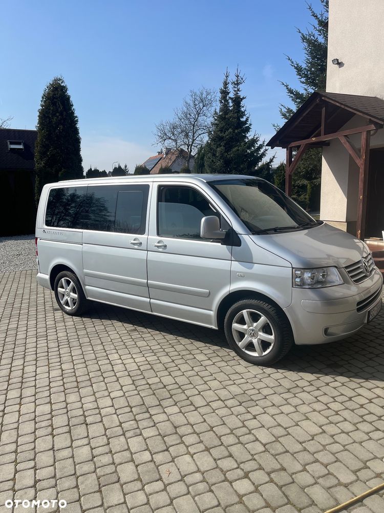 Volkswagen Multivan - 5