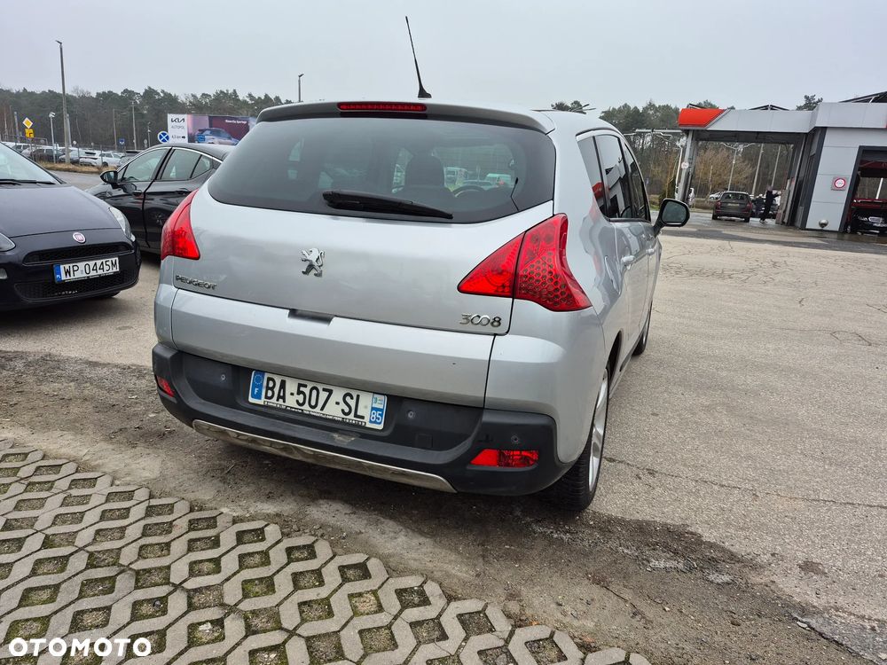 Peugeot 3008 HDi FAP 110 EGS6 Platinum - 5