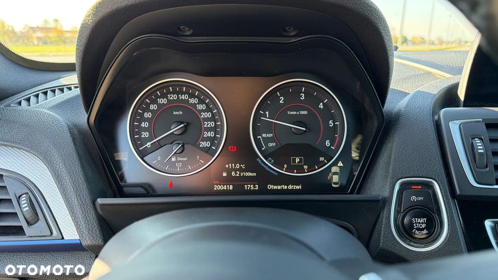 BMW Seria 2 218d M Sport - 10